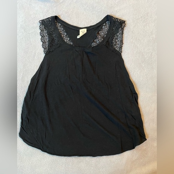 Free People We The Free Black Open Back Cut Out Lace Detail Tank Top - Picture 2 of 5